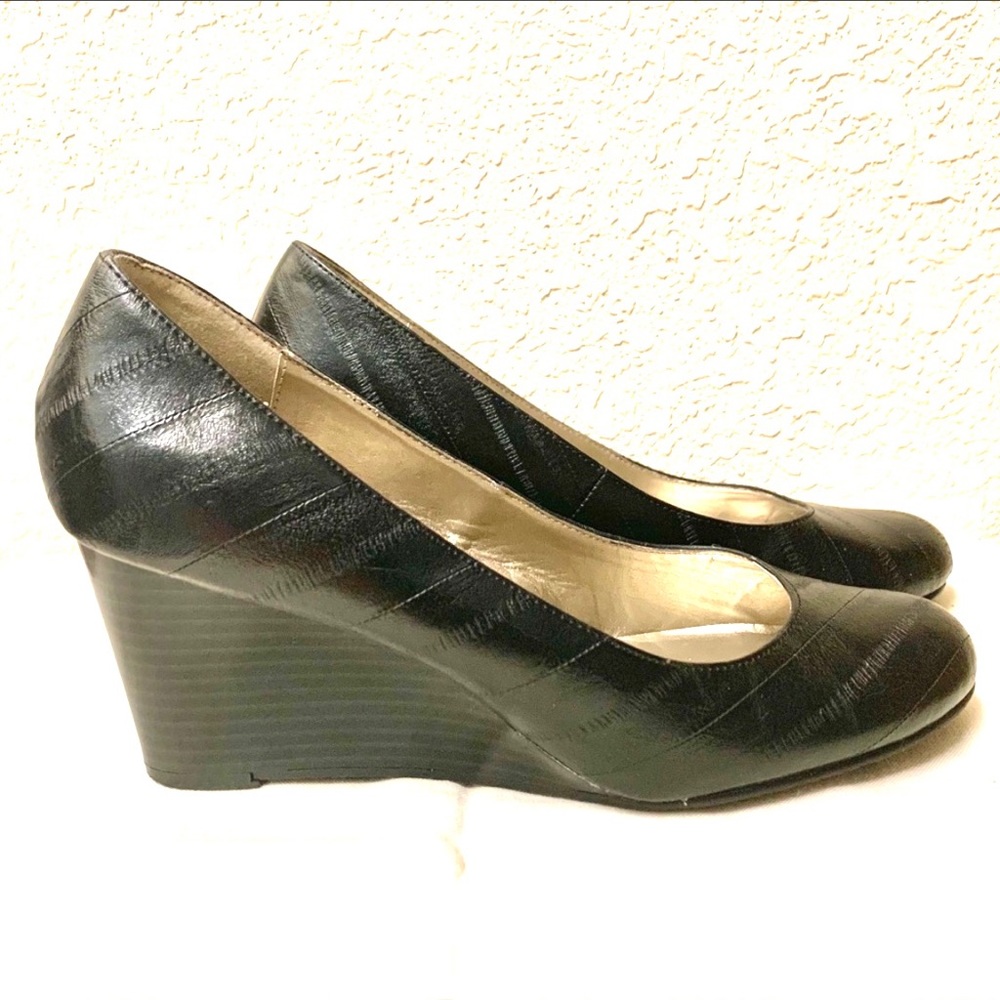 Liz Claiborne Wedges!